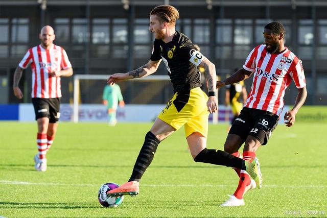 与年龄结构 与年龄结构